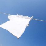 How to wash white clothes?