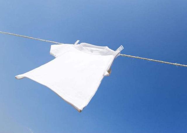 How-to-wash-white-clothes