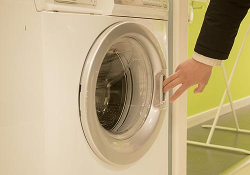 Can a home washing machine wash down jackets