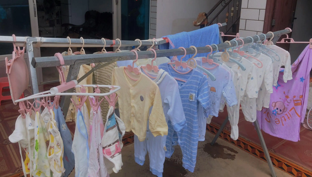 Is 30 weeks too early to wash baby clothes