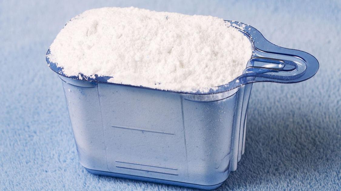 The difference between natural soap powder and washing powder