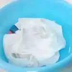 How to wash white clothes hot or cold?