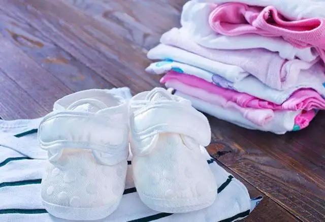 Should you wash baby clothes separately